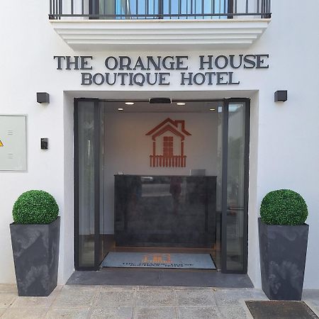 The Orange House Boutique Hotel And Upstairs Rooftop Bar Center Of La Cala De Mijas 100M From The Beach Buitenkant foto