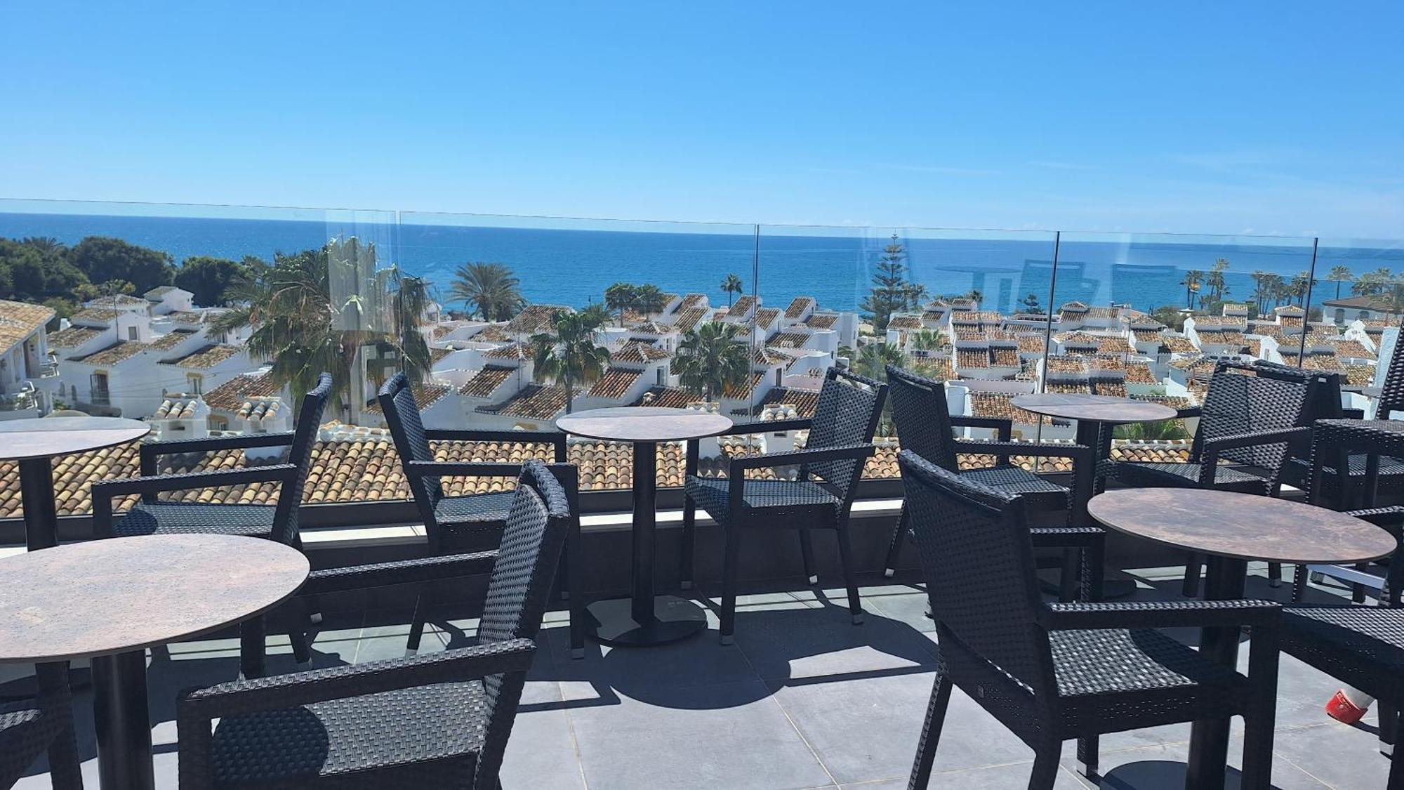 The Orange House Boutique Hotel And Upstairs Rooftop Bar Center Of La Cala De Mijas 100M From The Beach Buitenkant foto