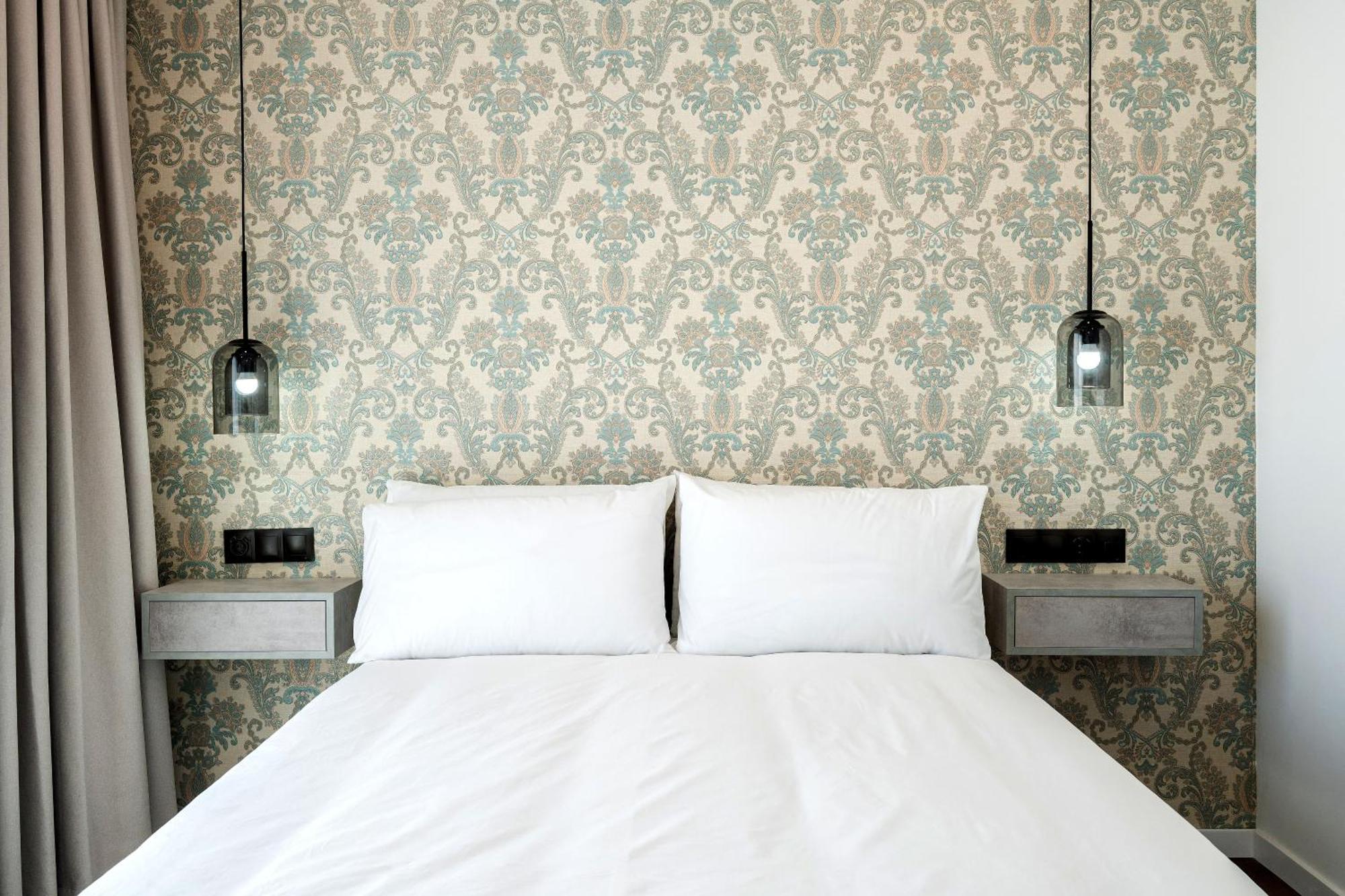 The Orange House Boutique Hotel And Upstairs Rooftop Bar Center Of La Cala De Mijas 100M From The Beach Buitenkant foto