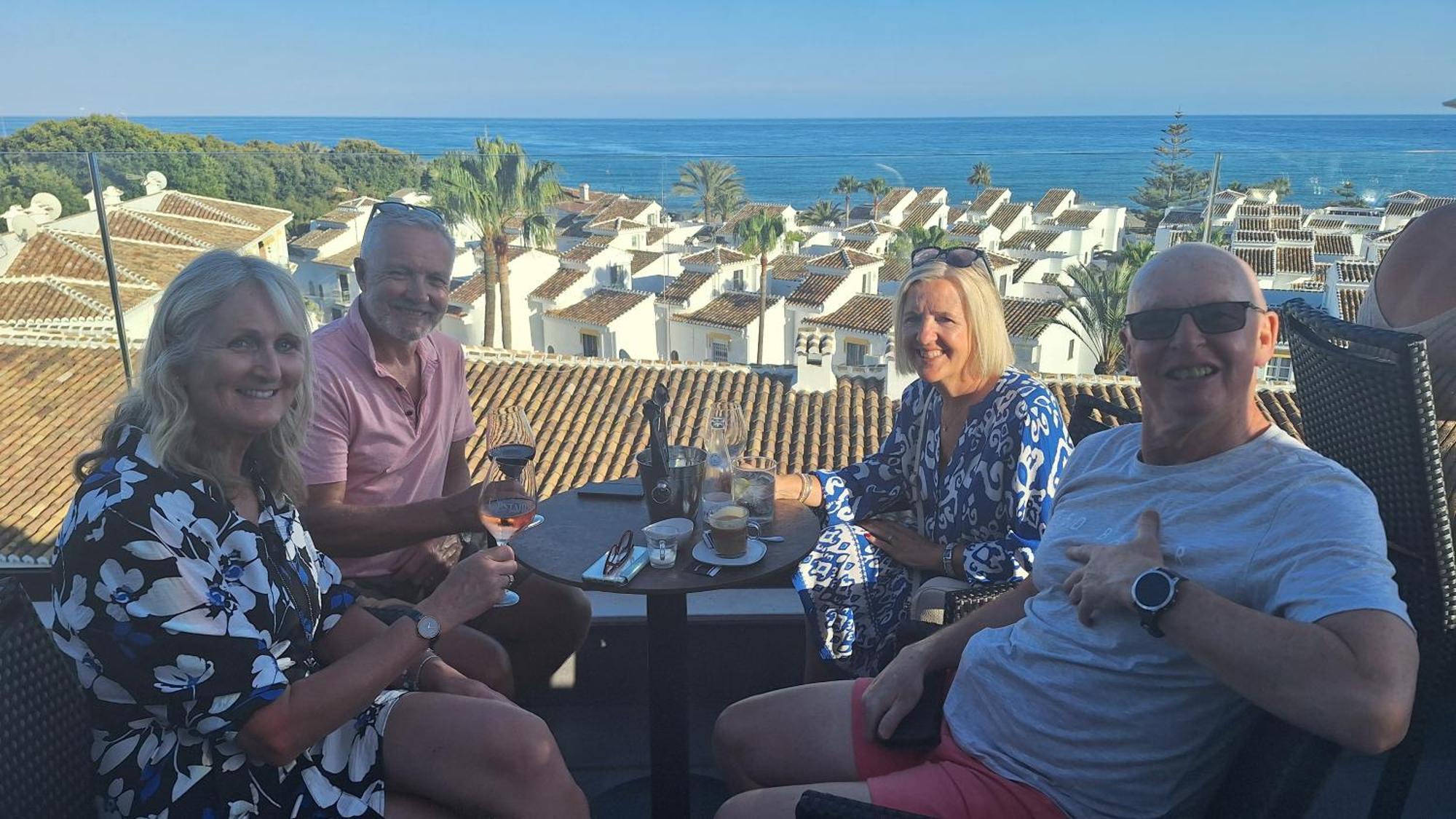The Orange House Boutique Hotel And Upstairs Rooftop Bar Center Of La Cala De Mijas 100M From The Beach Buitenkant foto